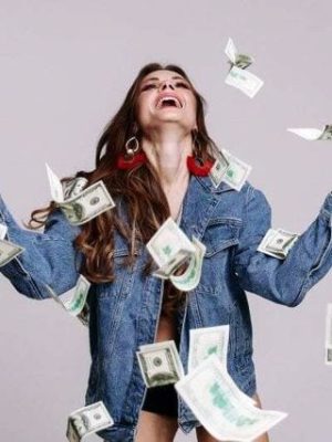 cb5b2d2f-e194-4b27-a901-aed9a55291d6-medium-standard-q100